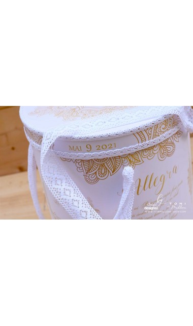Trusou botez alb cu gold elegant si special cu broderie customizata Boho 16